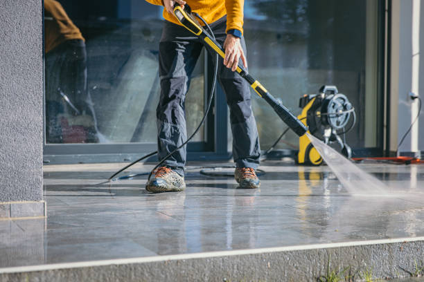 Best Driveway Pressure Washing  in Fourche Crossing, LA